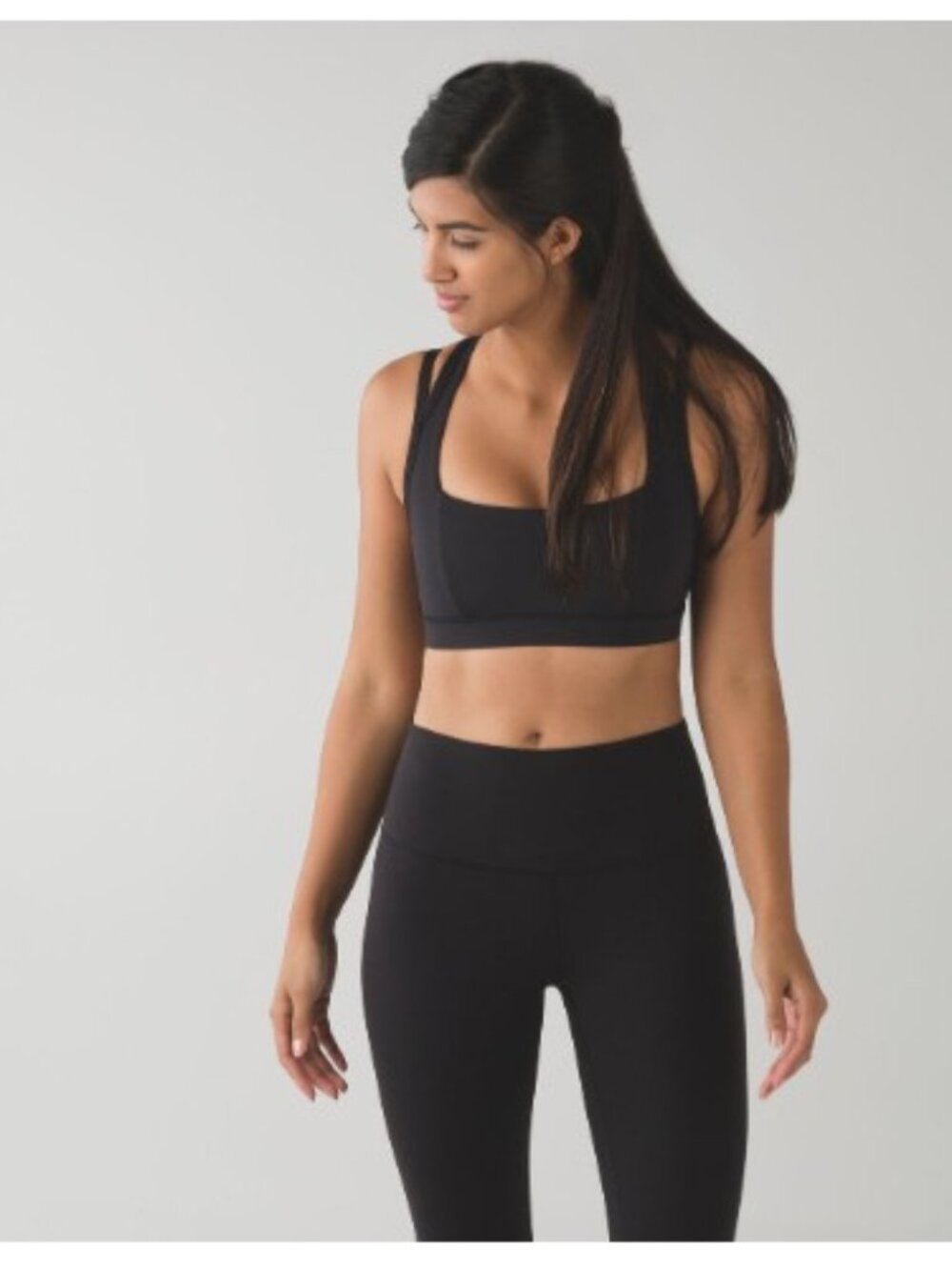 Lululemon Splendour Bra in Black size 6